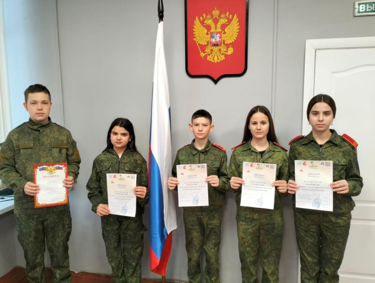 Сегодня в нашей школе проведены общешкольные линейки..